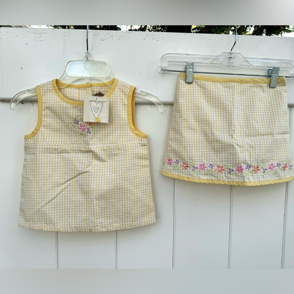 NWT Three Hearts Two piece yellow skort set size 4